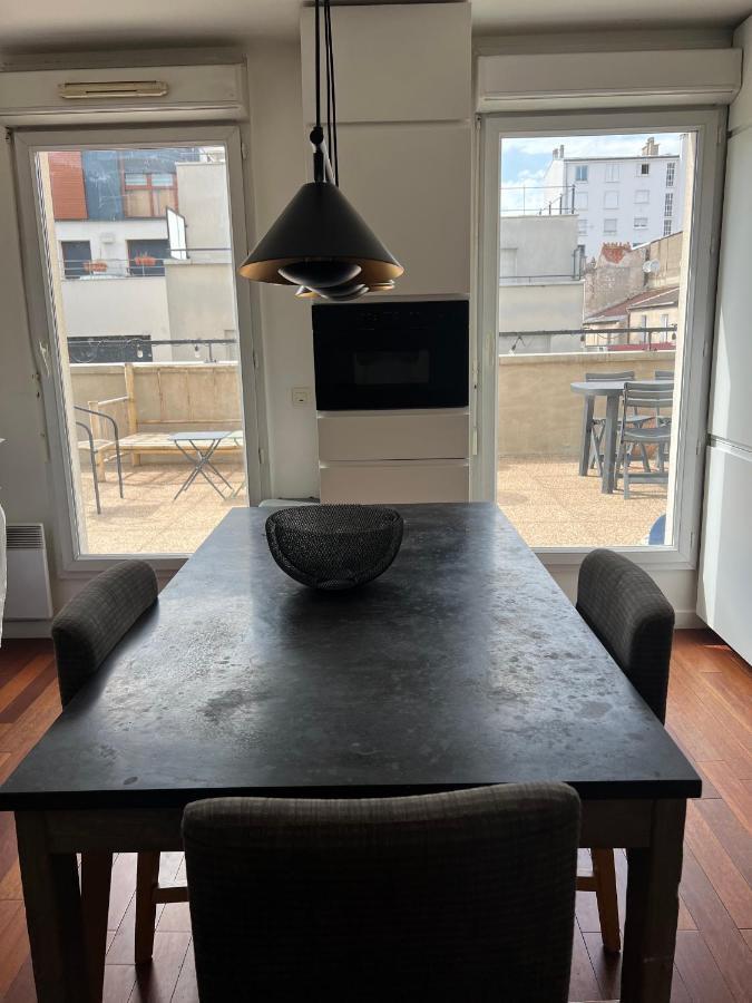Bel Appartement Avec Terrasse Pantin Exteriör bild